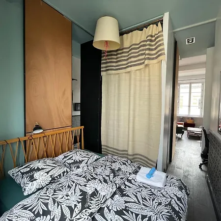 Апартаменты Lyon4 Cocooning Centre Croix Rousse 86m2-4p Лион